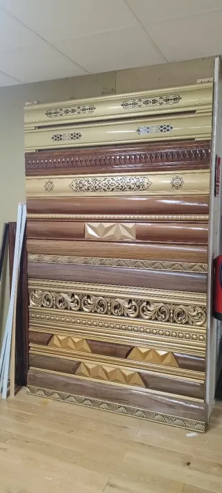 Mesa de centro y auxiliares marroquíes