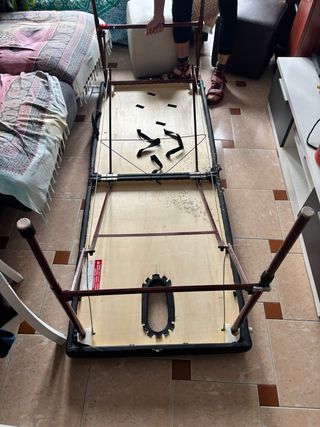 Cama tatuajes o masajes