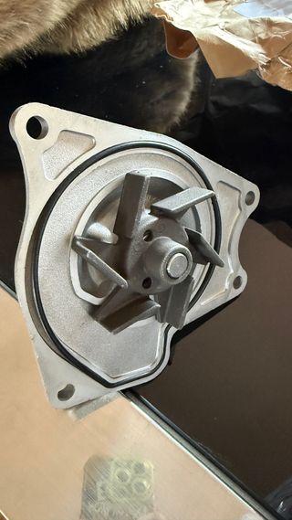 Bomba de agua para coche