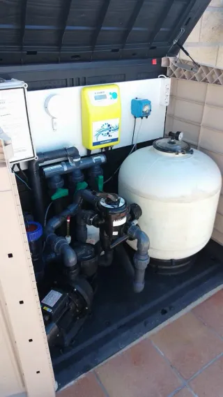 Elevación depuradora piscina