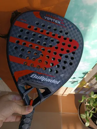 Pala de pádel Bullpadel Vertex 04