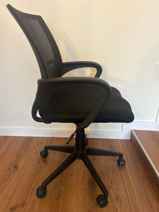 Silla de oficina negra