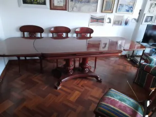 Mesa de comedor de madera extensible