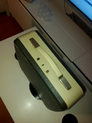 Máquina de escribir Adler vintage maletín