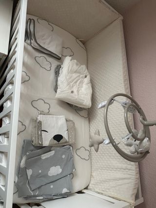 Cuna con colchón