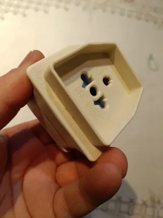 Adaptador de enchufe UK