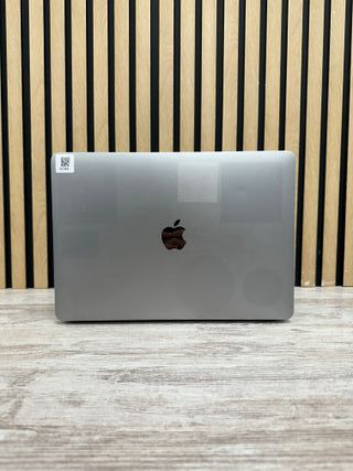 MacBook Air 13" 2020 M1 8gb 256gb SSD