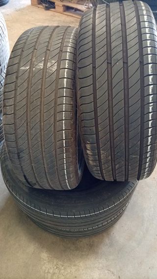 2 Neumáticos Michelin 205/45R17 88H Usados