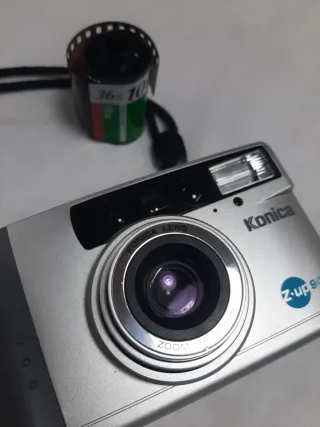 Konica Z UP 90e Cámara Analógica