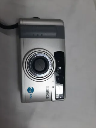 Konica Z UP 90e Cámara Analógica
