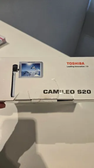 Cámara de vídeo Toshiba Camileo S20