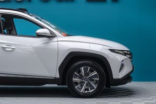 Hyundai Tucson 1.6 TGDI 230CV HEV MAXX SKY AUTO