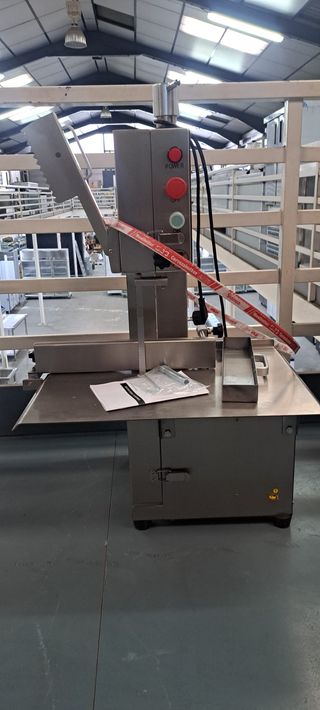 Sierra de huesos profesional nueva