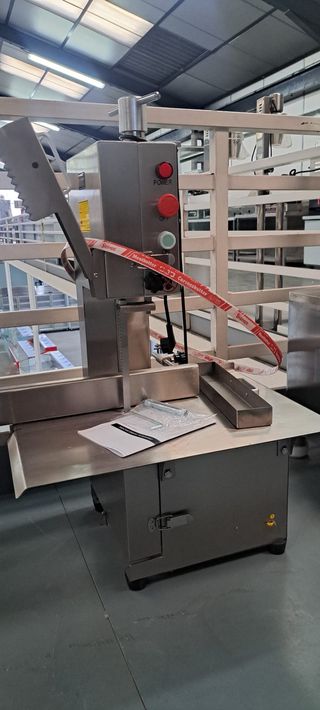 Sierra de huesos profesional nueva