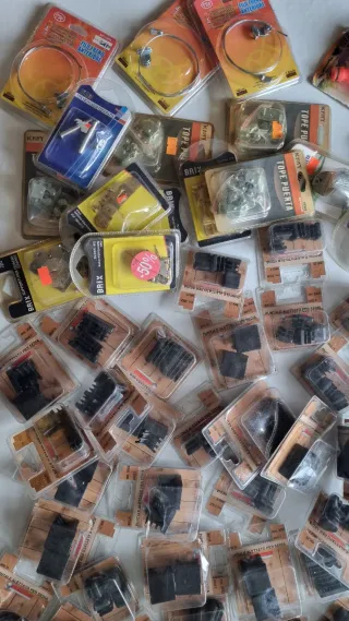 Stock Ferramenta Nuova 115 Pezzi