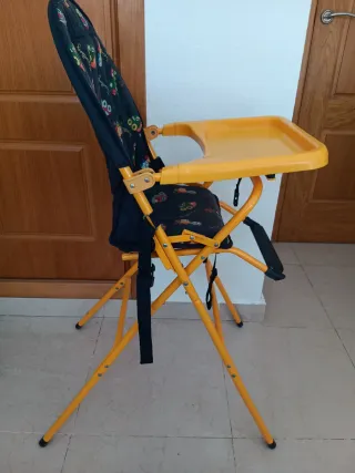 Trona para bebé color naranja