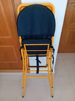 Trona para bebé color naranja