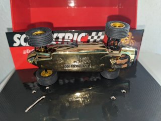 Cooper Climax F1 Scalextric 50 Aniv. Oro Vitrina