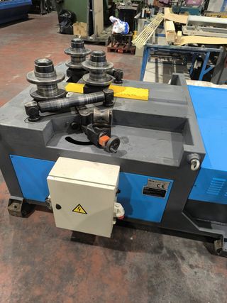 Curvadora AMOB MAH-120/3