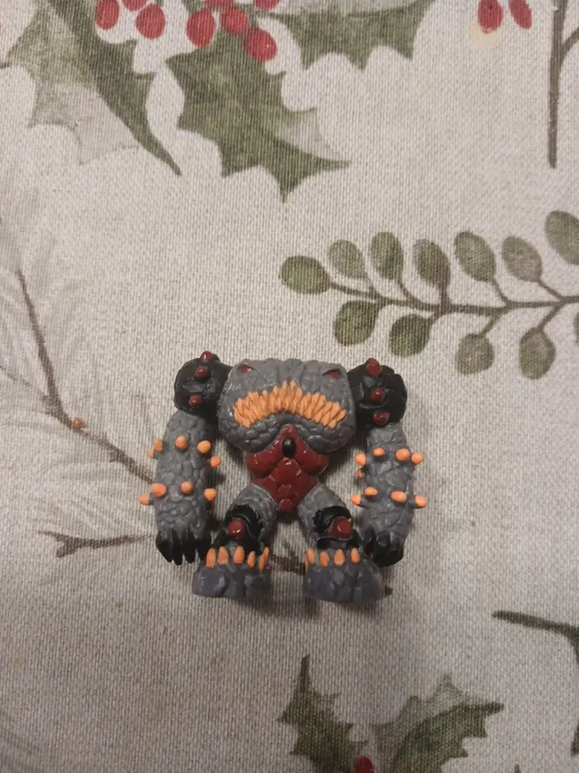 Gormiti Titanium Magic Egg Volcán