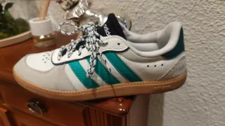Deportivas Adidas Blancas y Verdes