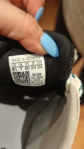 Deportivas Adidas Blancas y Verdes