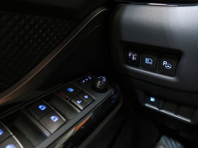 Toyota C-HR 1.8 125H ADVANCE 122CV