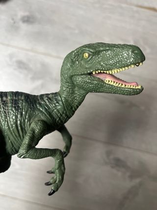 Velociraptor Charlie Jurassic World Figura