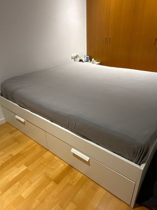 Cama Matrimonial 2.00x1.60 con 4 Cajones