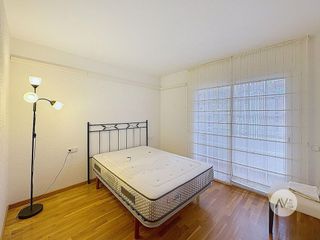 Chalet en alquiler en El Camp d'en Grassot i Gràcia Nova en Barcelona