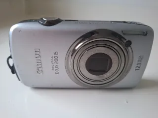Cámara Canon Digital IXUS 200 IS Plata