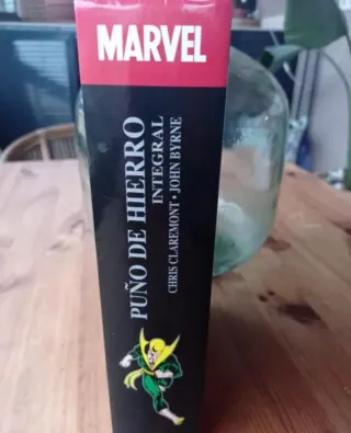 MARVEL OMNIGOLD PUÑO DE HIERRO INTEGRAL IRON FIST
