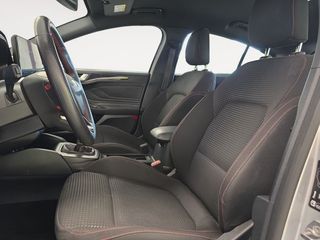 Ford Focus 1.0 Ecoboost MHEV 114kW ST-Line
