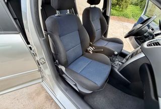 Peugeot 207 1.6 hdi 90 cv 5 puertas