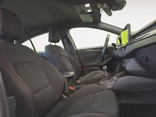 Ford Focus 1.0 Ecoboost MHEV 114kW ST-Line