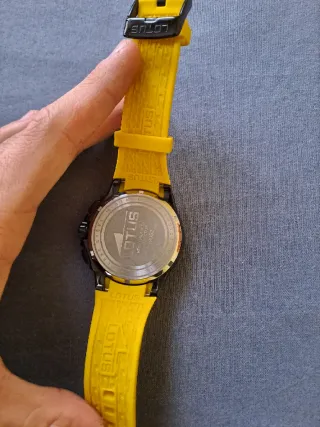 Reloj Lotus 18952/4 Negro y Amarillo