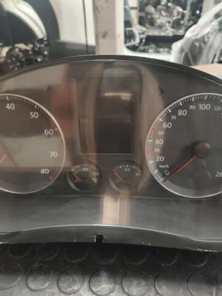 Cuadro instrumentos VW Golf V Plus 1.6 Gas