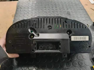 Cuadro instrumentos VW Golf V Plus 1.6 Gas