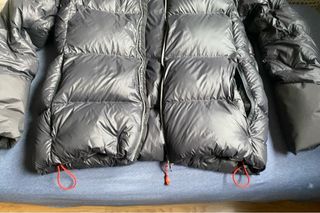 Plumas negro Quechua 900m