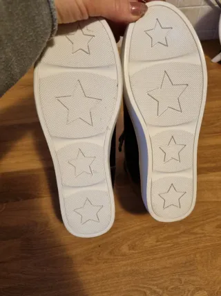 Scarpe con plateau nere e bianche