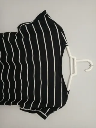 Camiseta mujer manga corta negra rayas blancas