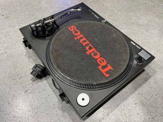 Technics SL-1210MK2 Tocadiscos ( 001586 )