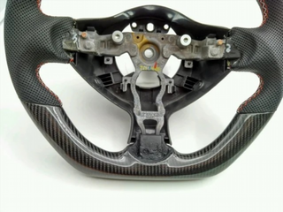 VOLANTE PERSONALIZADO CARBONO NISSAN Juke