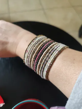 Braccialetto perline beige e rosa