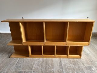Estantería de madera modular