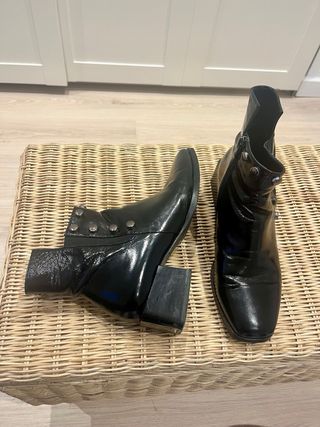 Botines negros charol mujer