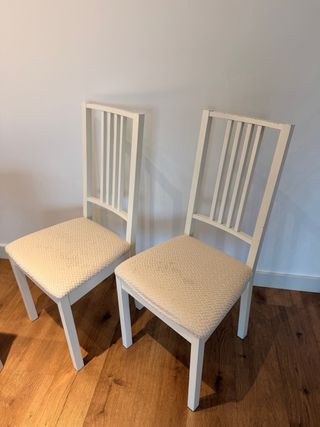 Mesa extensible comedor y 4 sillas