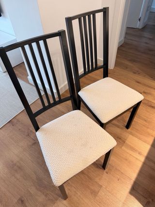 Mesa extensible comedor y 4 sillas