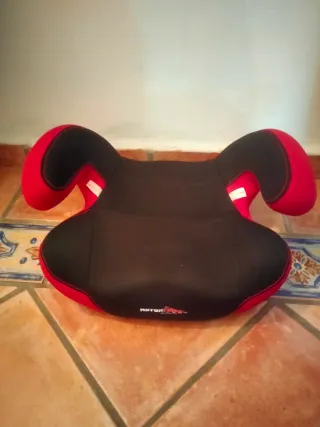 Elevador infantil coche