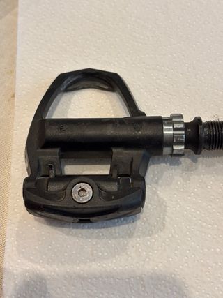 Pedales carretera Exustar para cala tipo Look